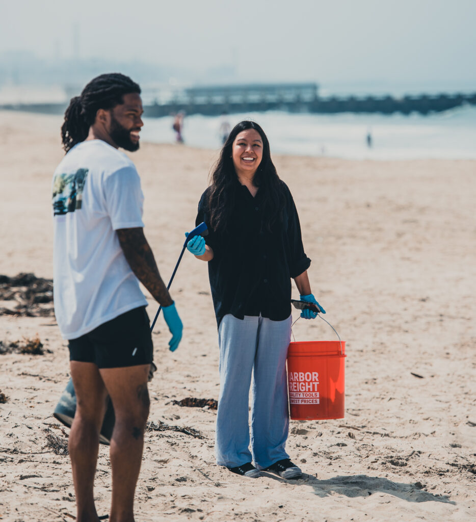 TEN CLAYTONE BEACH CLEAN UP