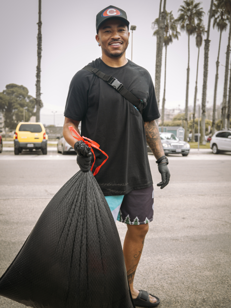 ten x claytone beach clean up
