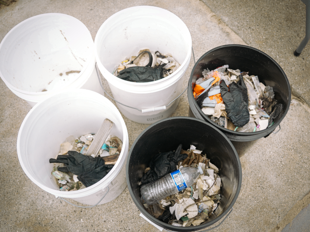 ten x claytone beach clean up